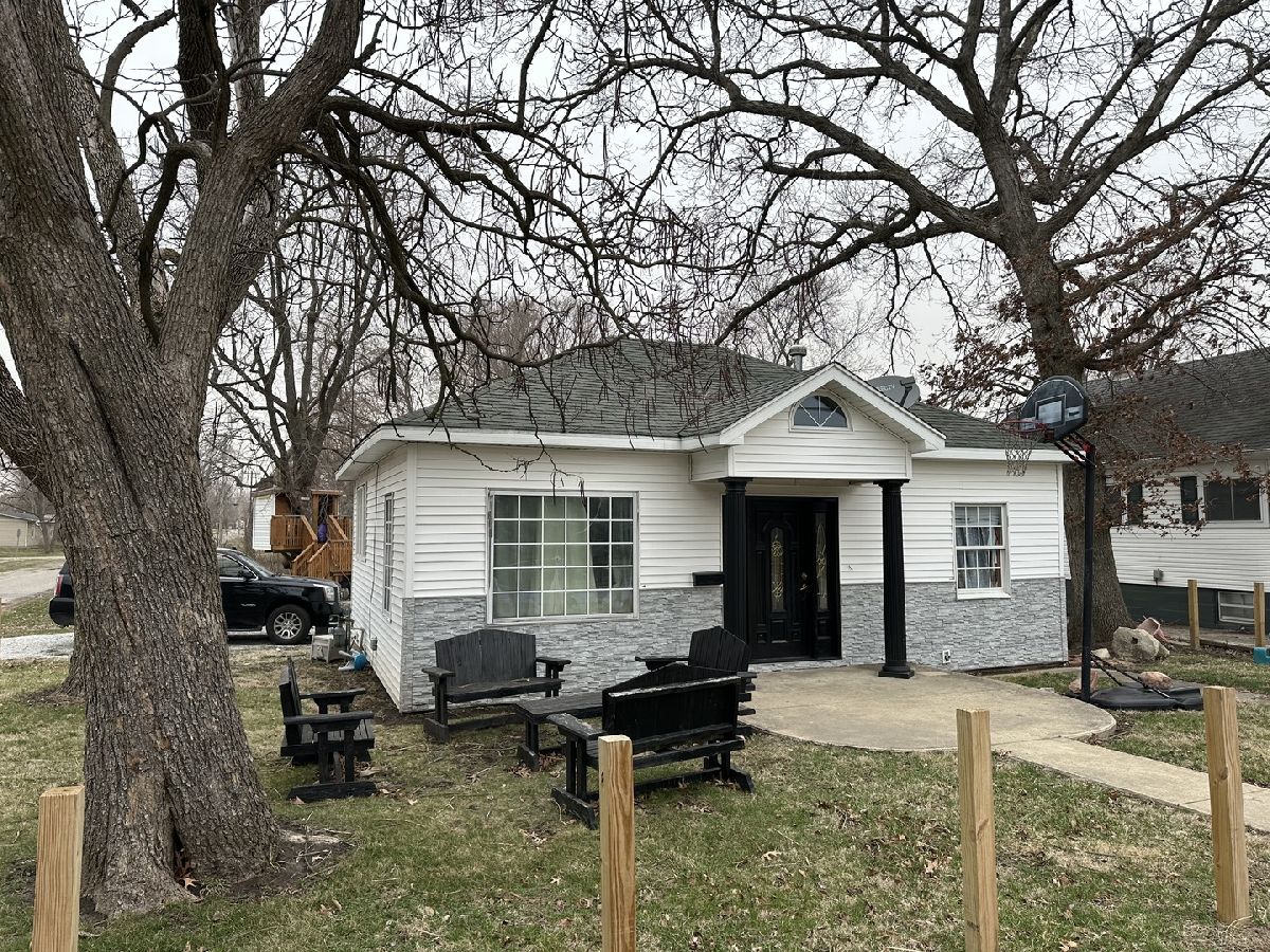  Sold Villa Grove Illinois, 412 Harrison