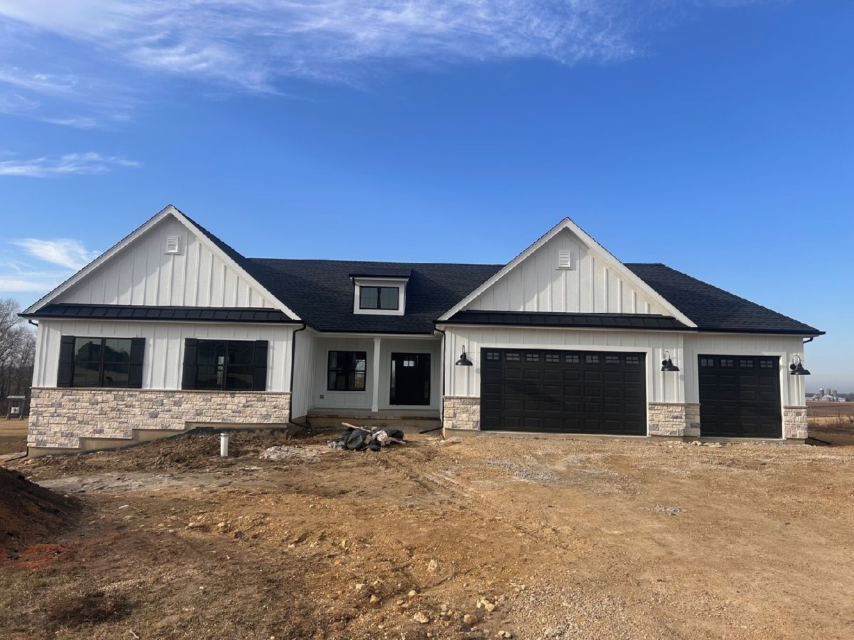  Sold Newark Illinois, 15810 Stonewall