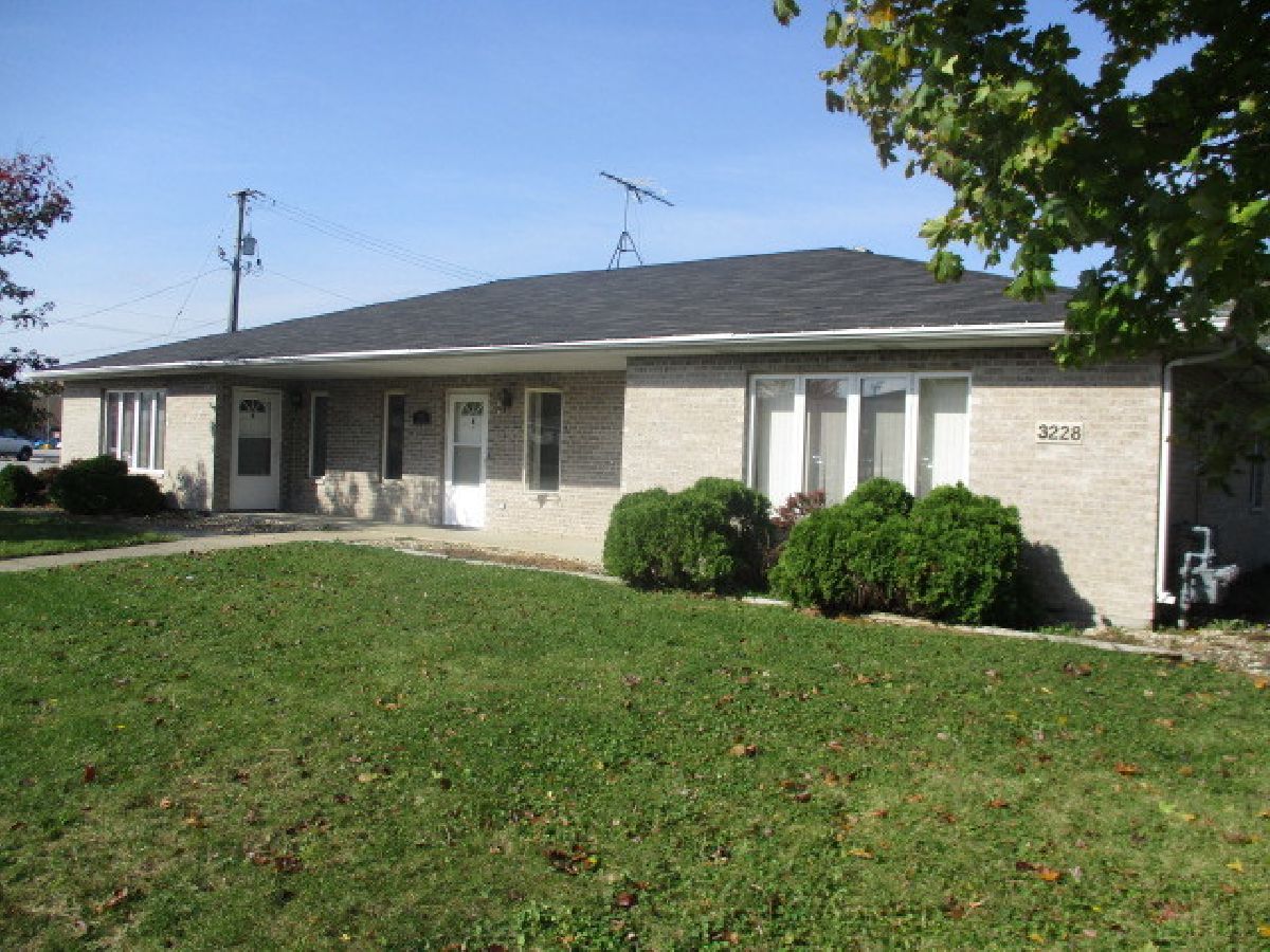  Rented South Chicago Heights Illinois, 3228 Commercial