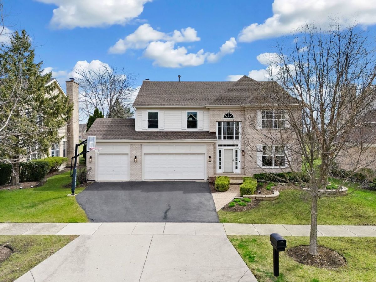 Homes & Townhomes Sold Greggs Landing Vernon Hills Illinois, 1353 Maidstone