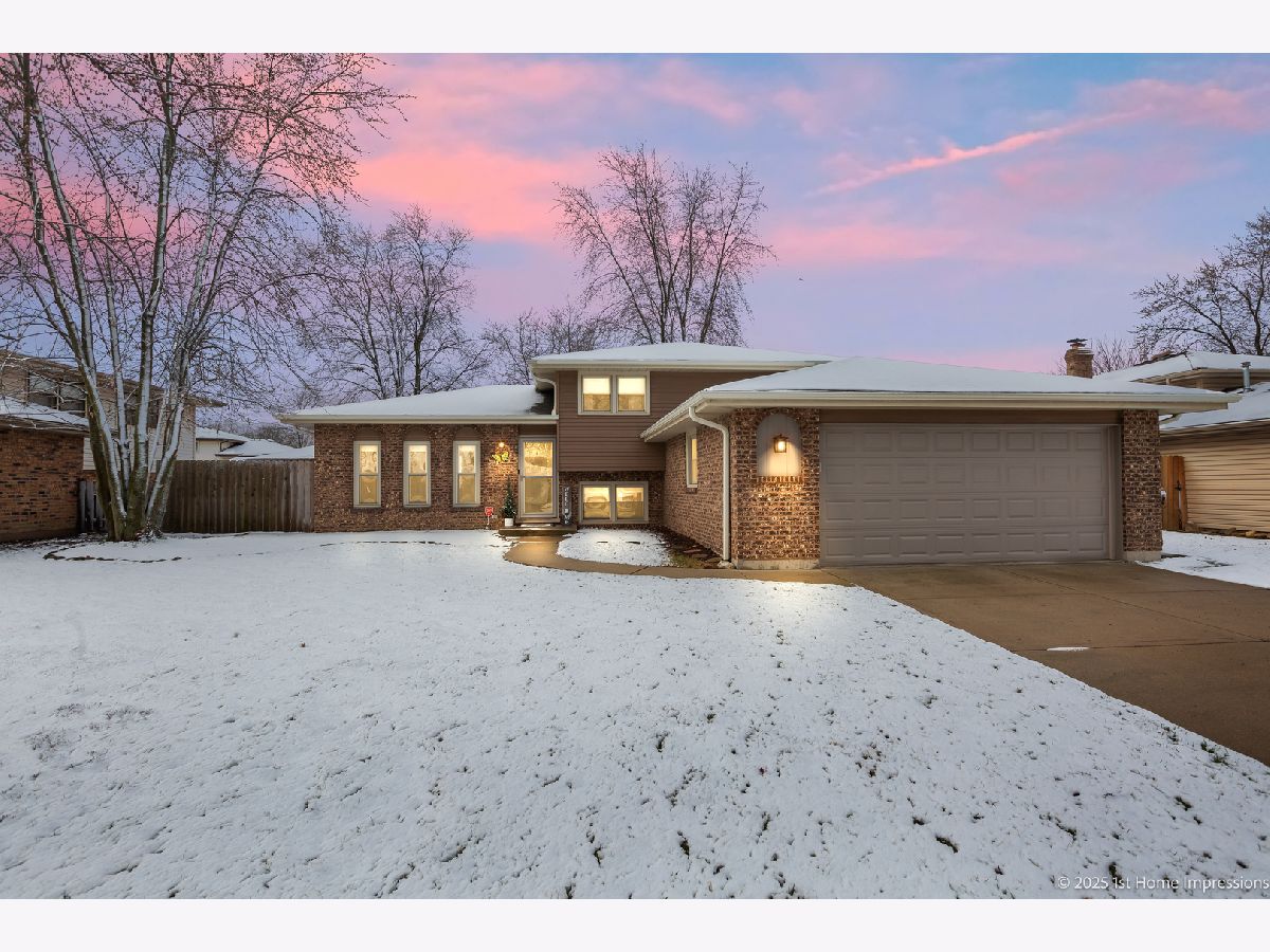 Homes Sold Tomahawk Trails Mokena Illinois, 11047 Kimberly