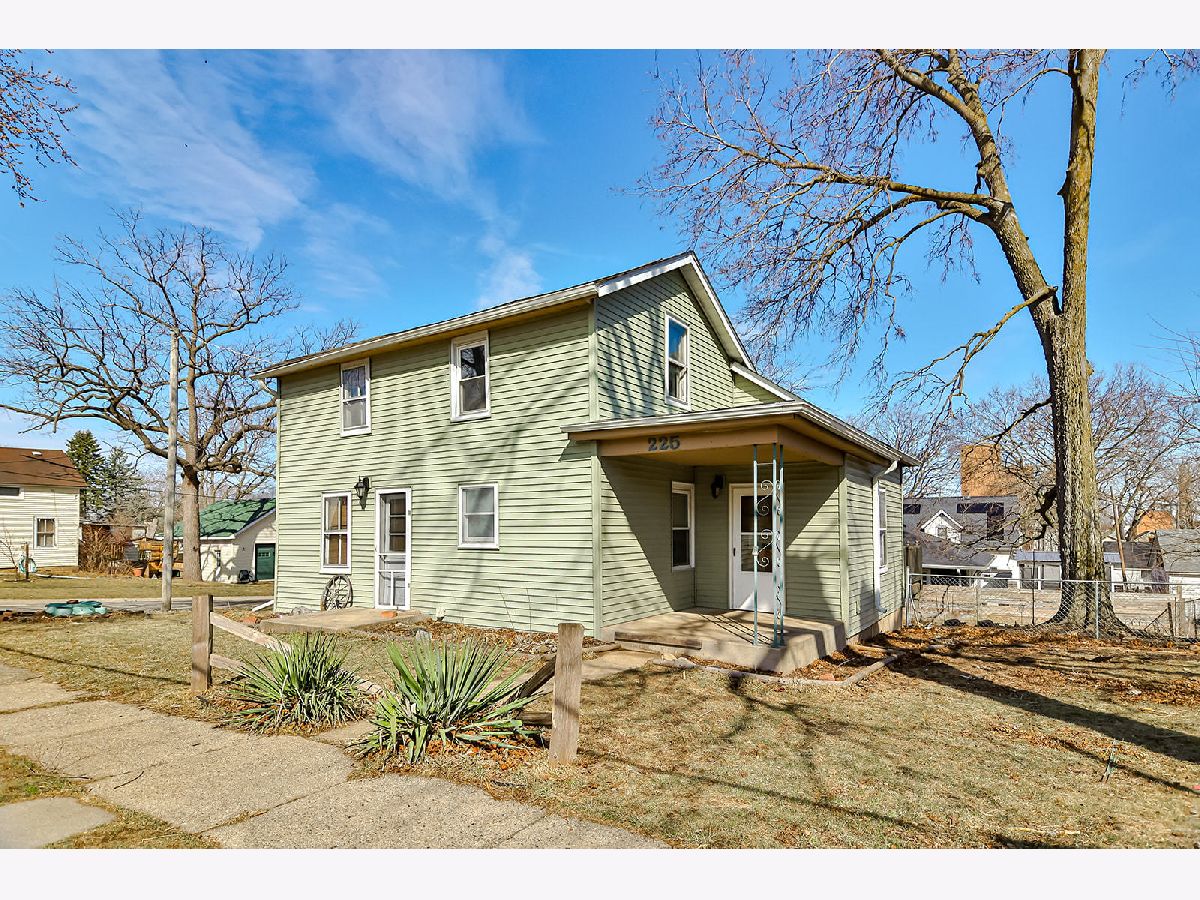  Sold Pecatonica Illinois, 225 5th