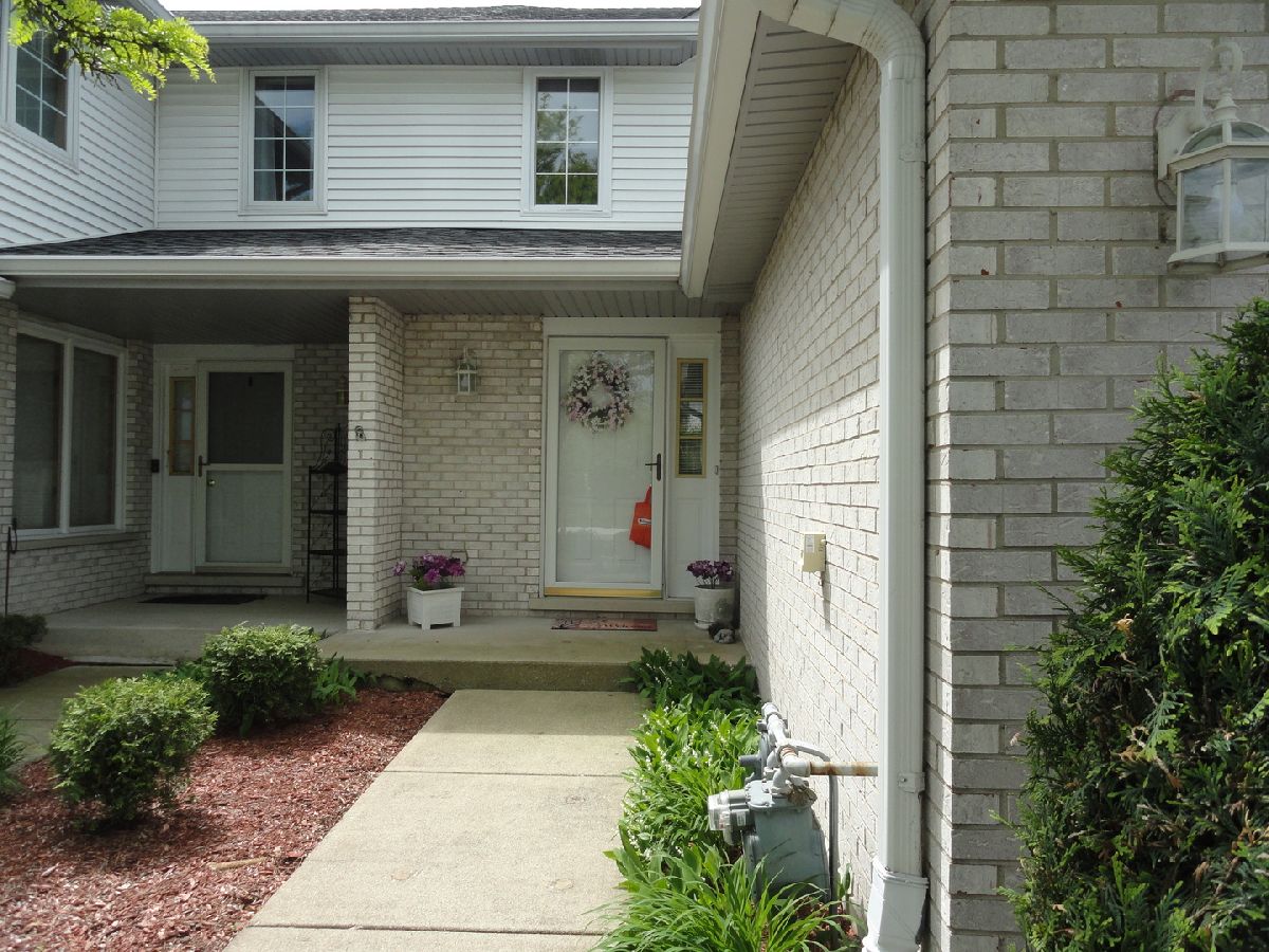 Homes & Townhomes Sold Pheasant Lake Tinley Park Illinois, 8925 Mallard