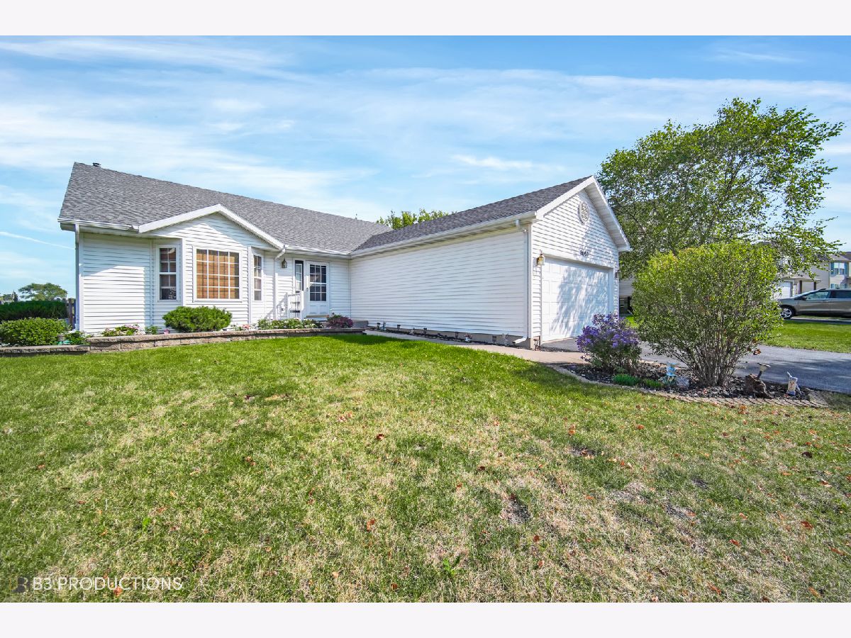 Homes & Townhomes Sold Hunters Crossing Channahon Illinois, 26160 Tallgrass