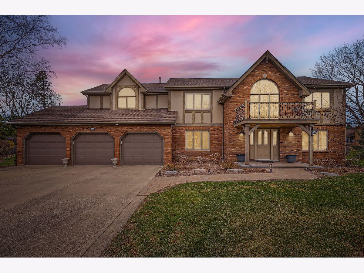 Homes & Condos & Townhomes Sold Williamsburg Commons Elgin Illinois, 275 Coventry