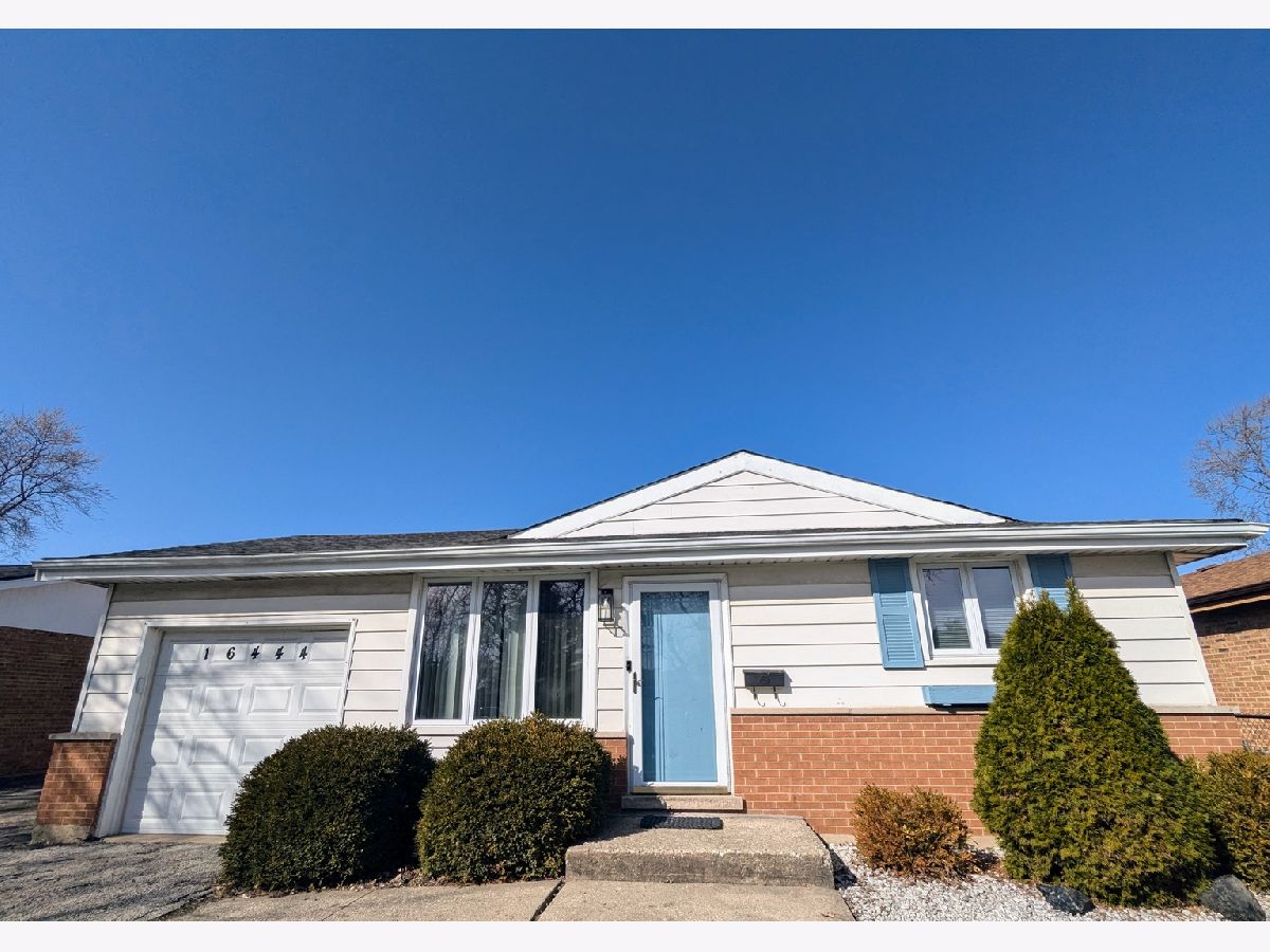  Rented Oak Forest Illinois, 16444 Craig