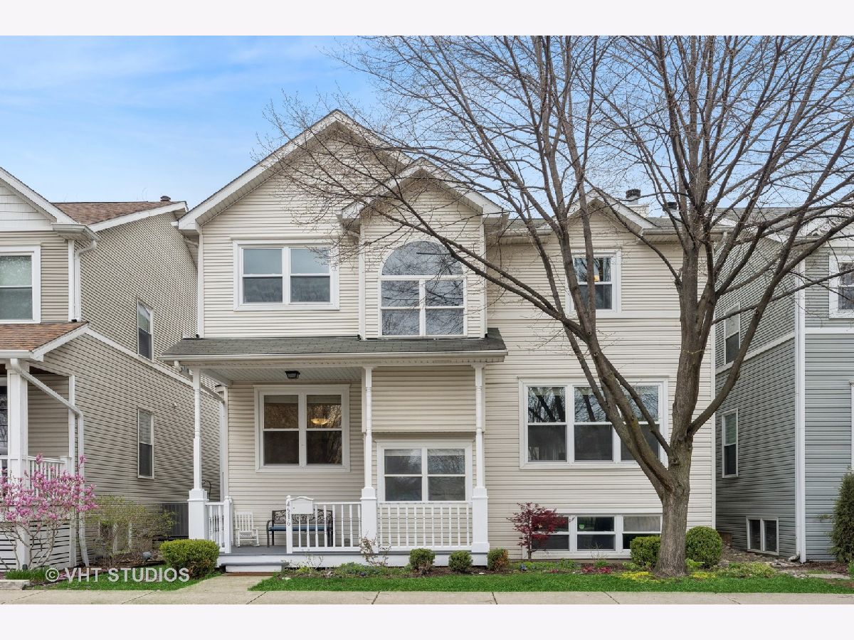 Townhomes & Homes Sold Terraces Of Old Irving Chicago Illinois, 4516 Berteau