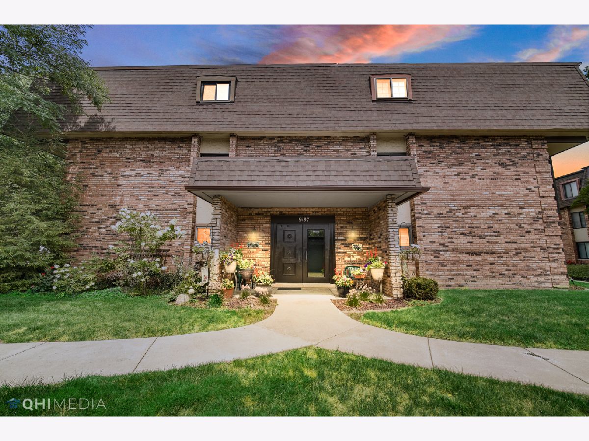  Rented Palos Hills Illinois, 9184 South