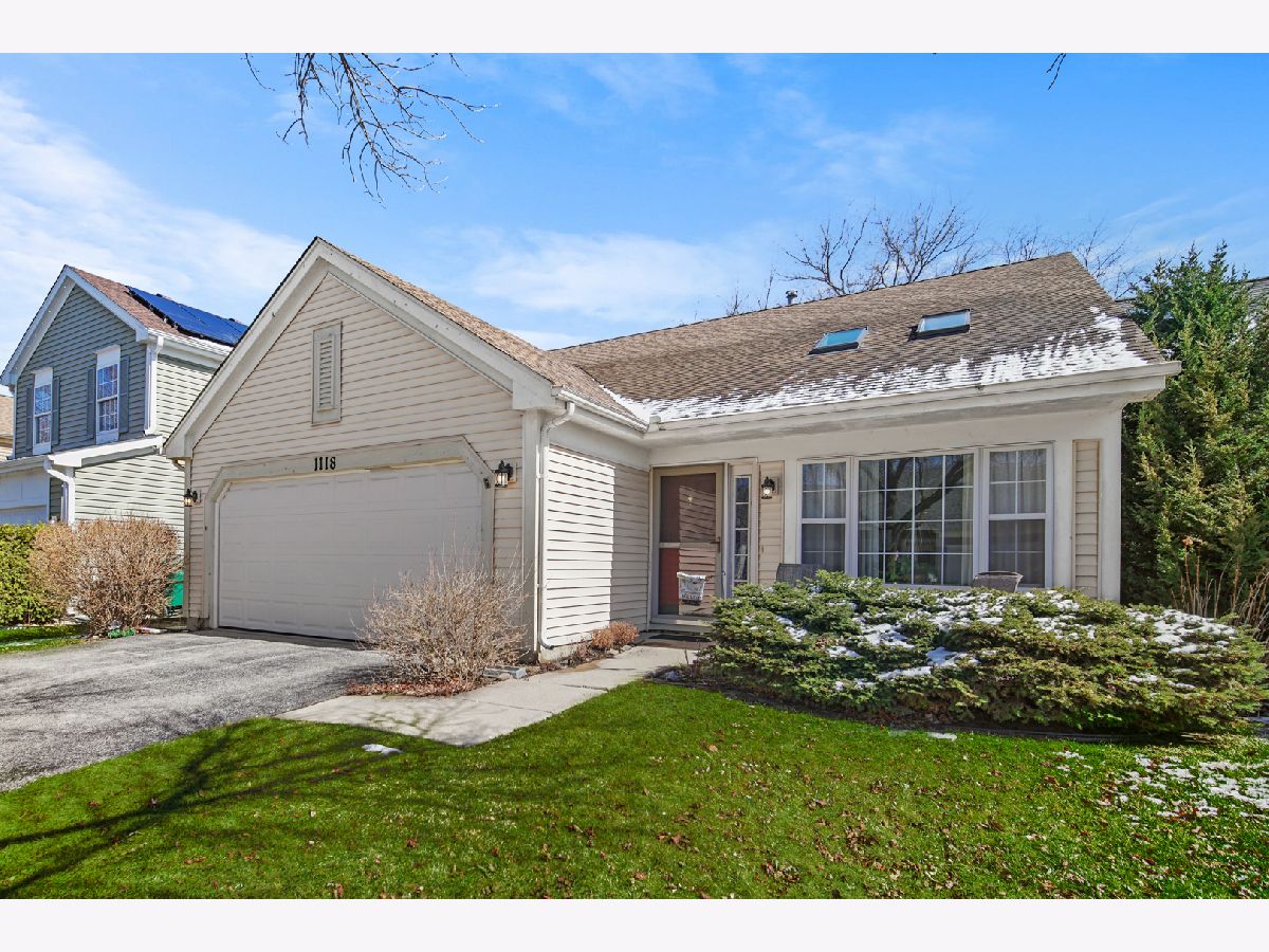 Townhomes & Homes Sold College Trail Grayslake Illinois, 1118 Blackburn