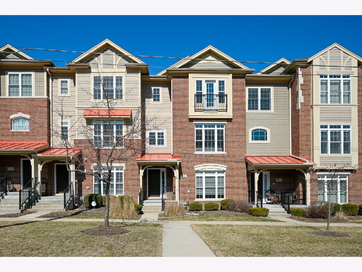 Townhomes Sold Park Place Of Geneva Geneva Illinois, 111 Stevens
