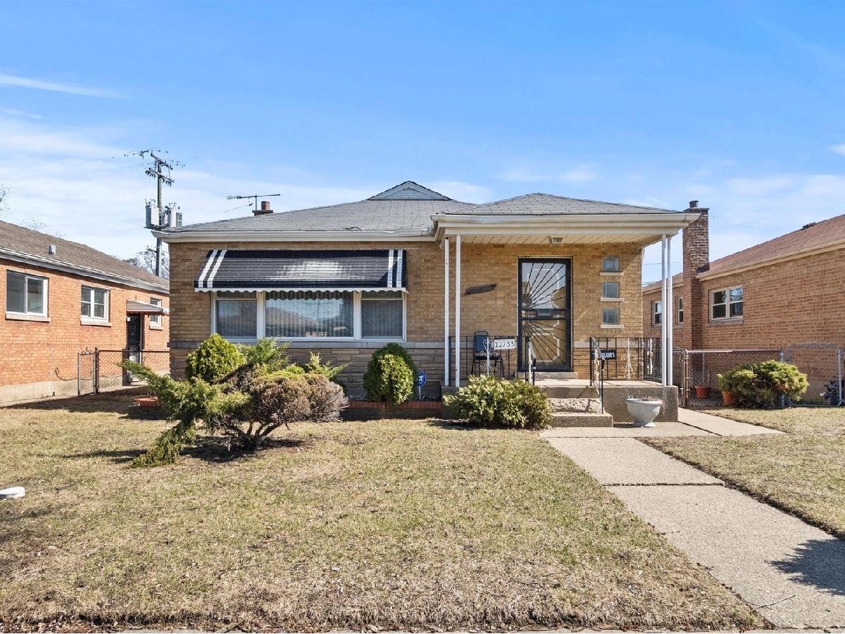  Sold Calumet Park Illinois, 12733 Justine