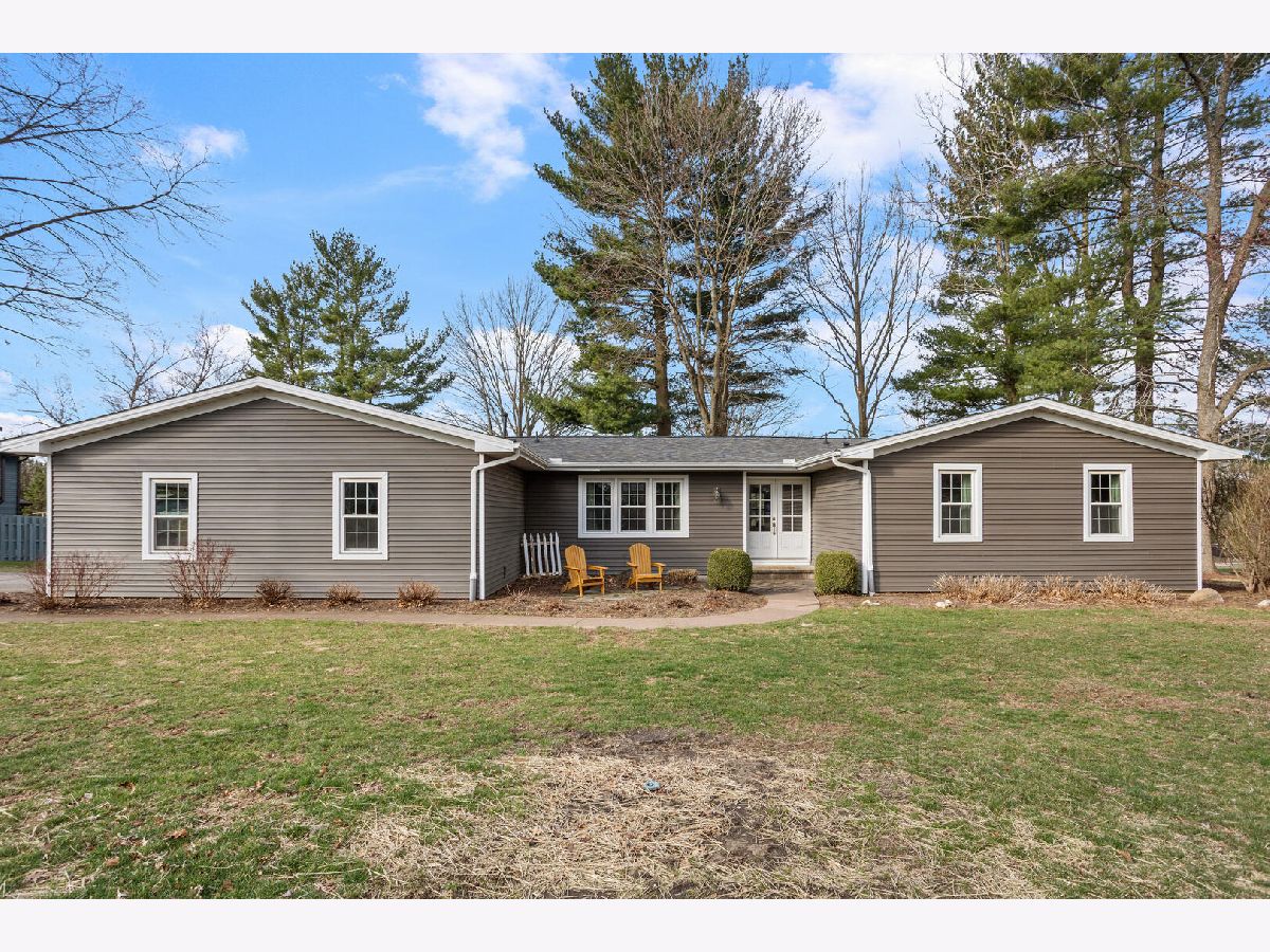 Homes Sold Briar Cliff Mahomet Illinois, 1007 Briarcliff