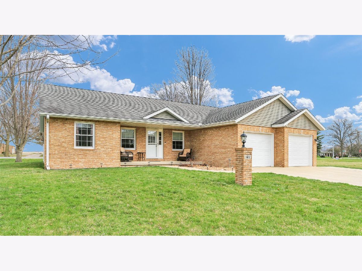  Sold Tuscola Illinois, 103 Jones