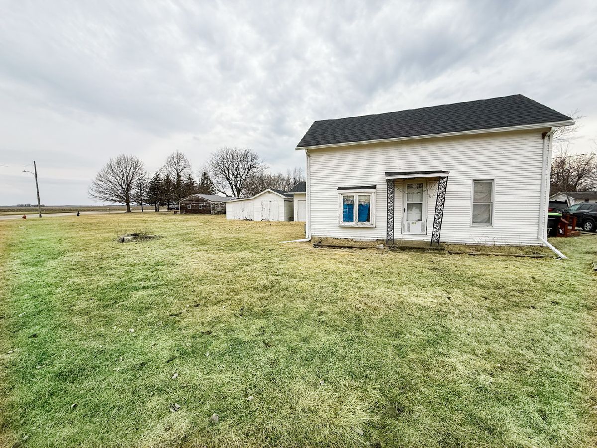  Sold Weldon Illinois, 650 Maple