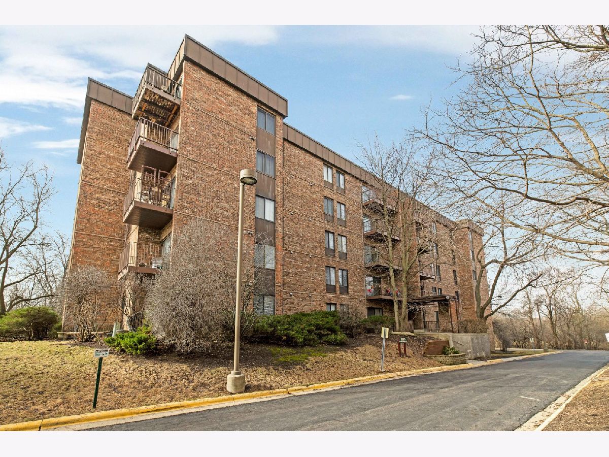 Condominiums Rented Walnut Creek Lisle Illinois, 425 Walnut Creek