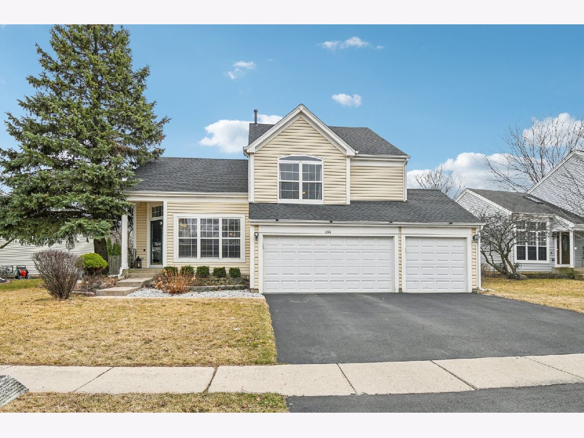 Homes & Townhomes & Condos Sold Spring Lake Farms Lake In The Hills Illinois, 5516 Alexandria