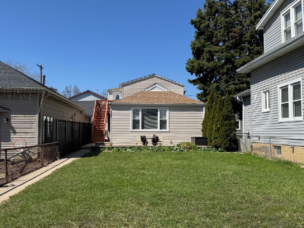  Rented Harwood Heights Illinois, 4334 Newcastle