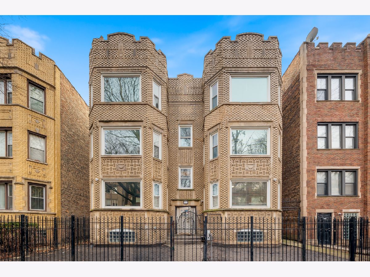 Rented Chicago Illinois, 8139 Drexel