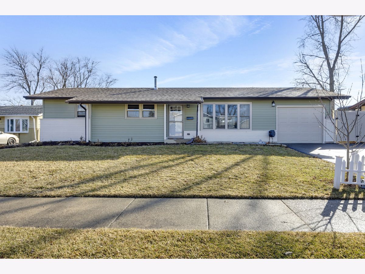 For Sale Oak Forest Illinois, 14817 El Vista Avenue