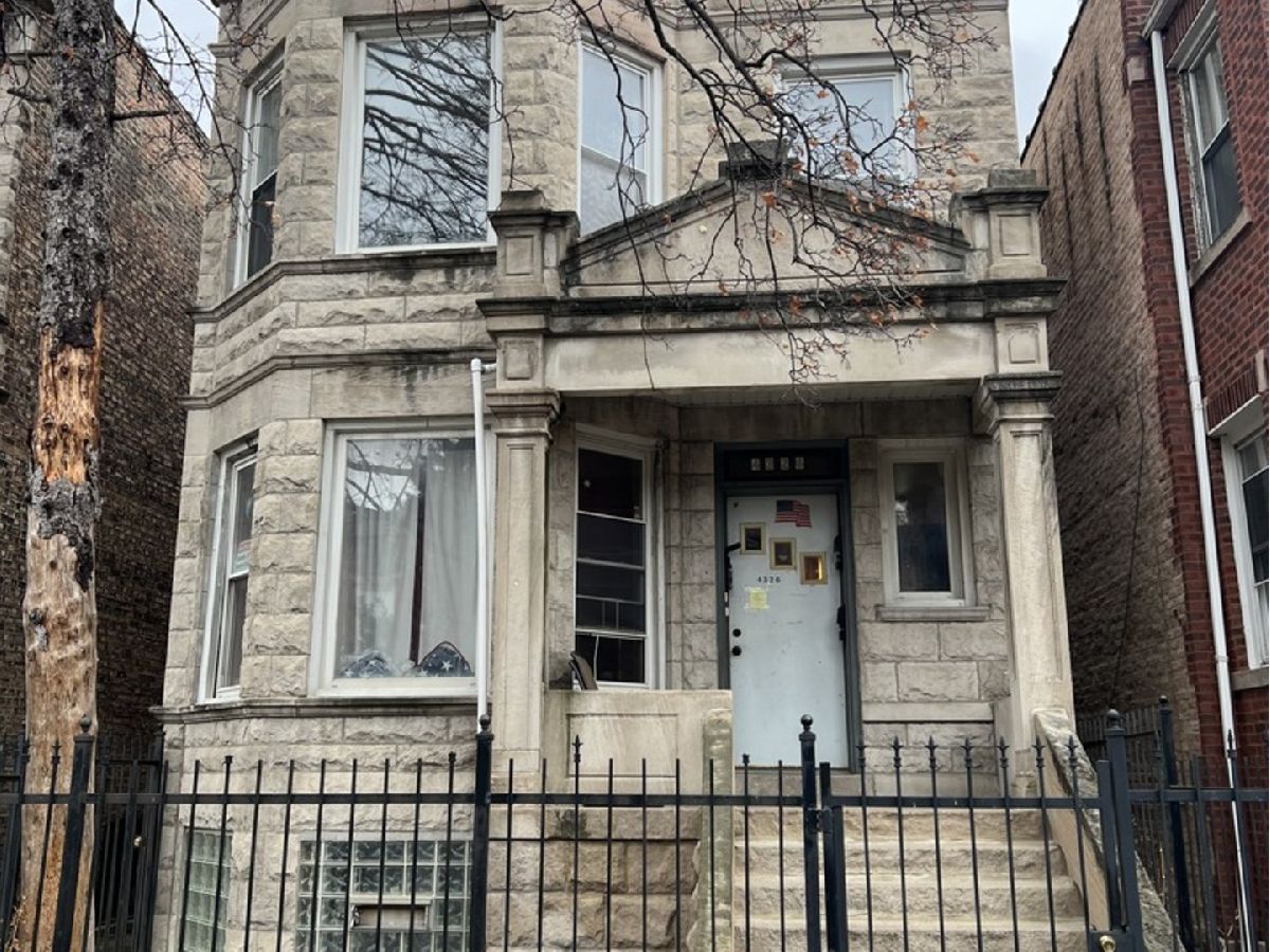  Rented Chicago Illinois