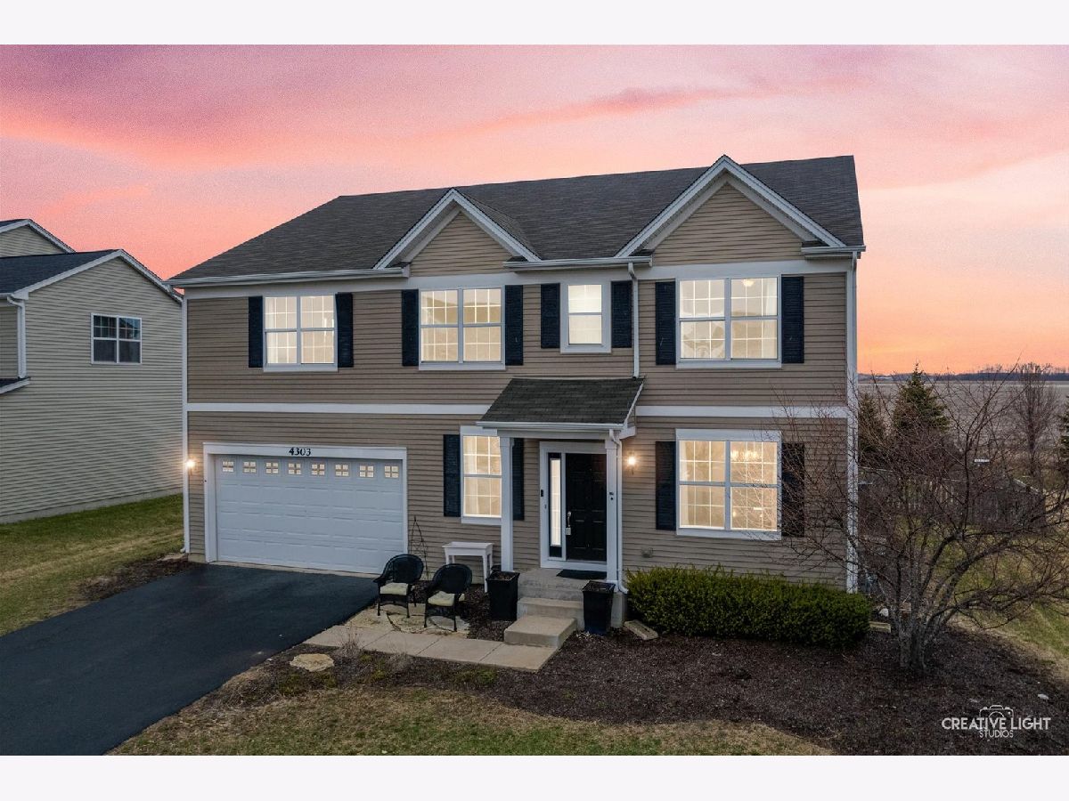 Homes Sold Hunt Club Oswego Illinois, 4303 Schofield
