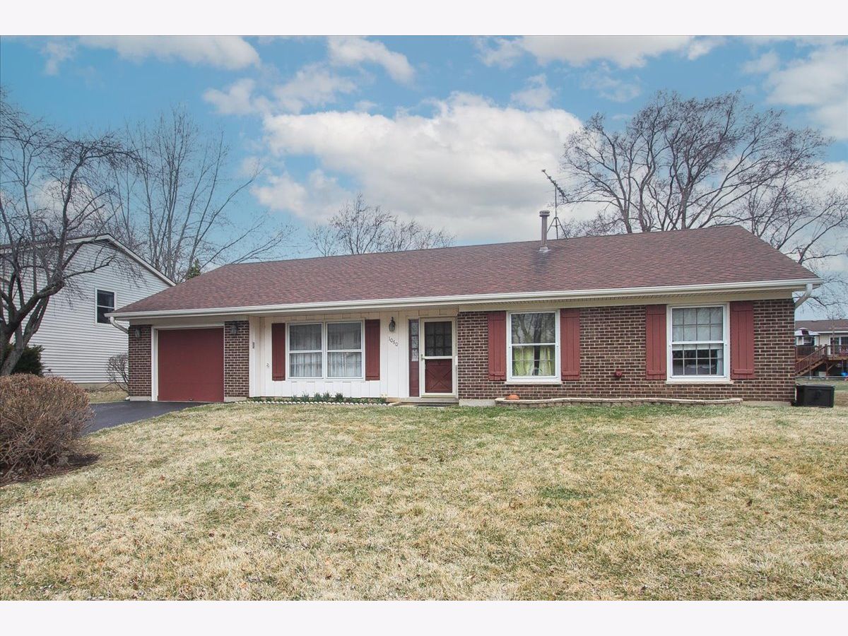 Homes Sold Old Mill Grove Lake Zurich Illinois, 1060 Browning