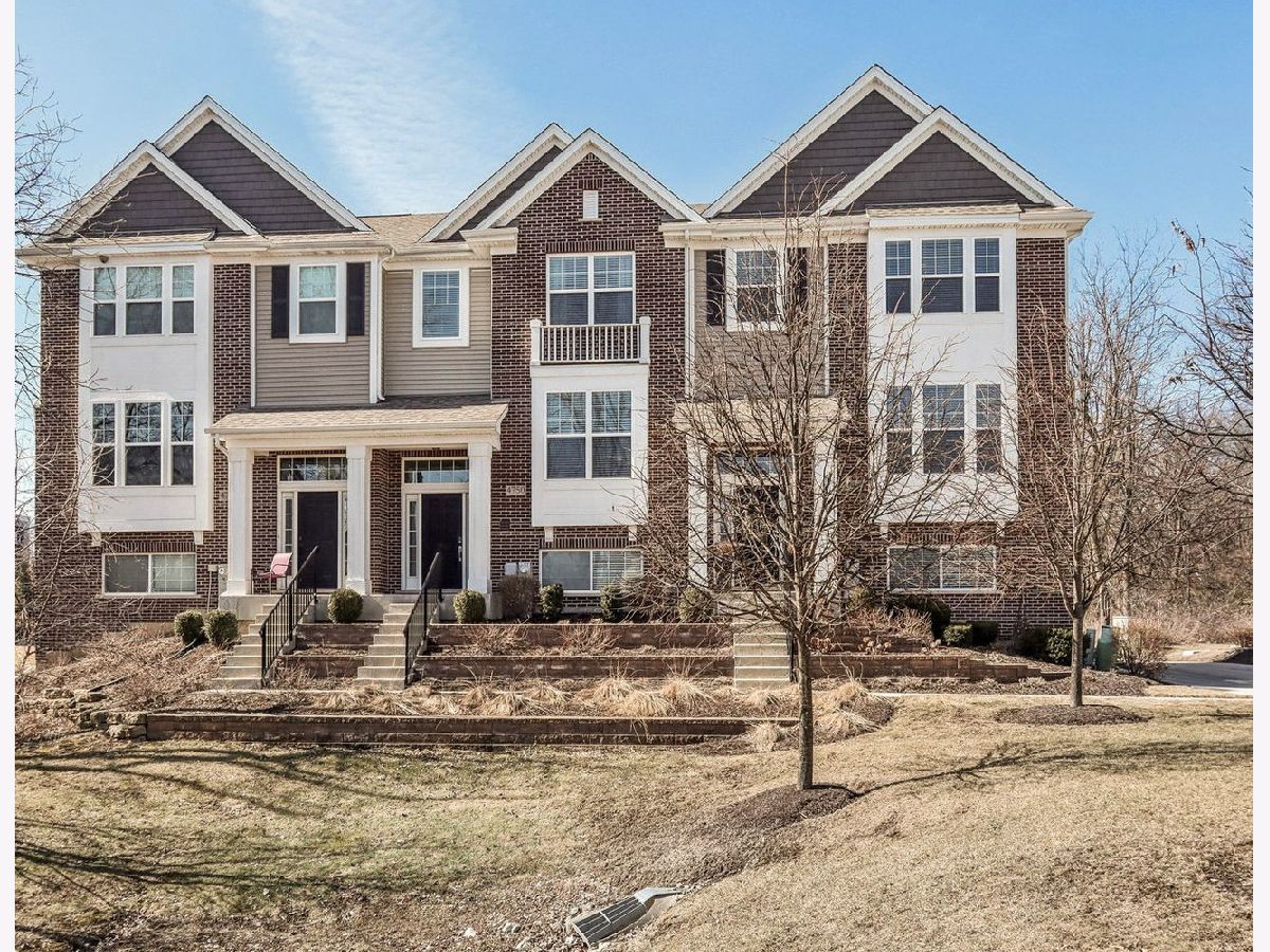 Condos & Townhomes Sold Fender Place Lisle Illinois, 4748 Fender