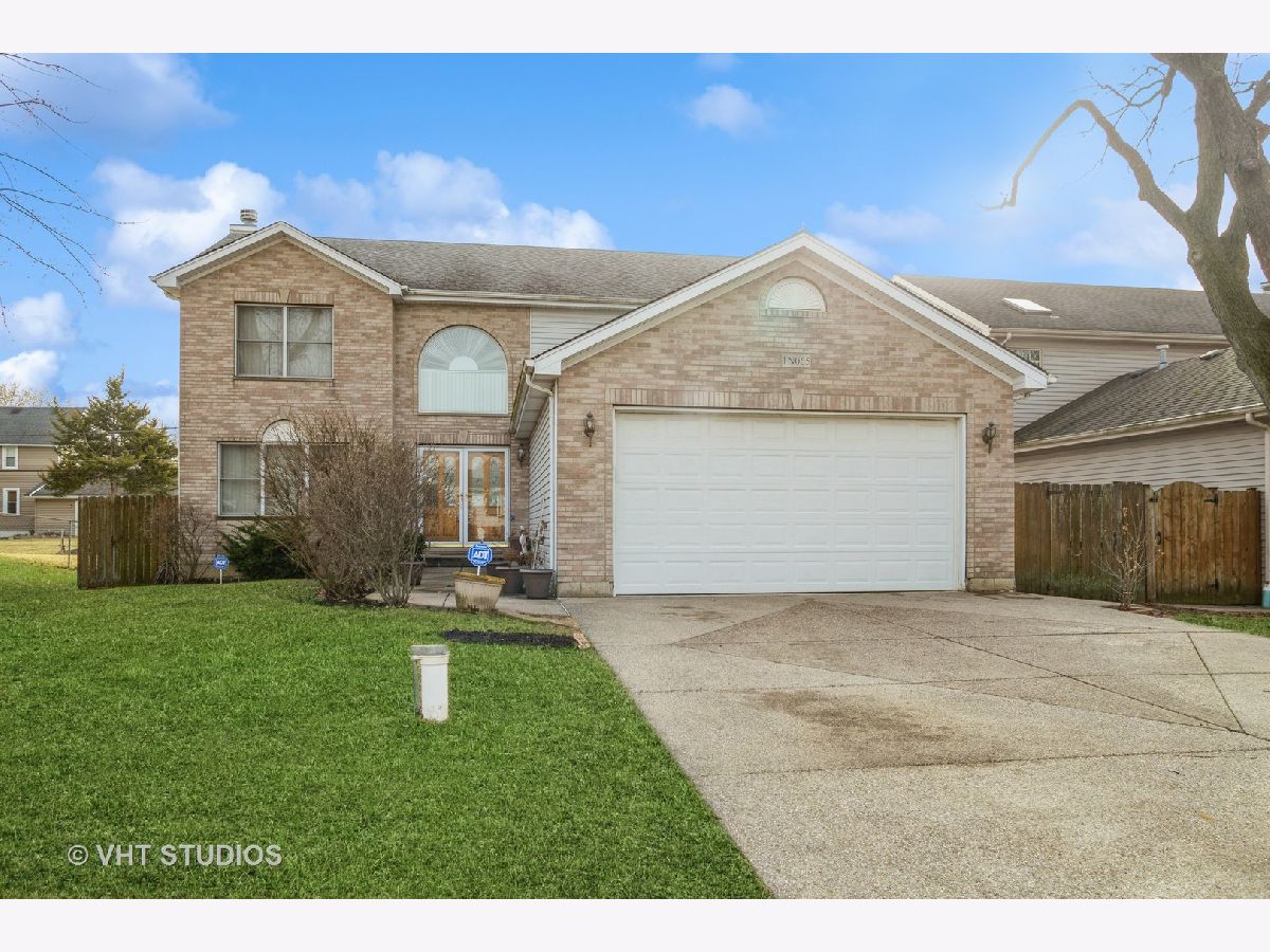 Homes Sold Gary Avenue Gardens Carol Stream Illinois, 1N065 Papworth