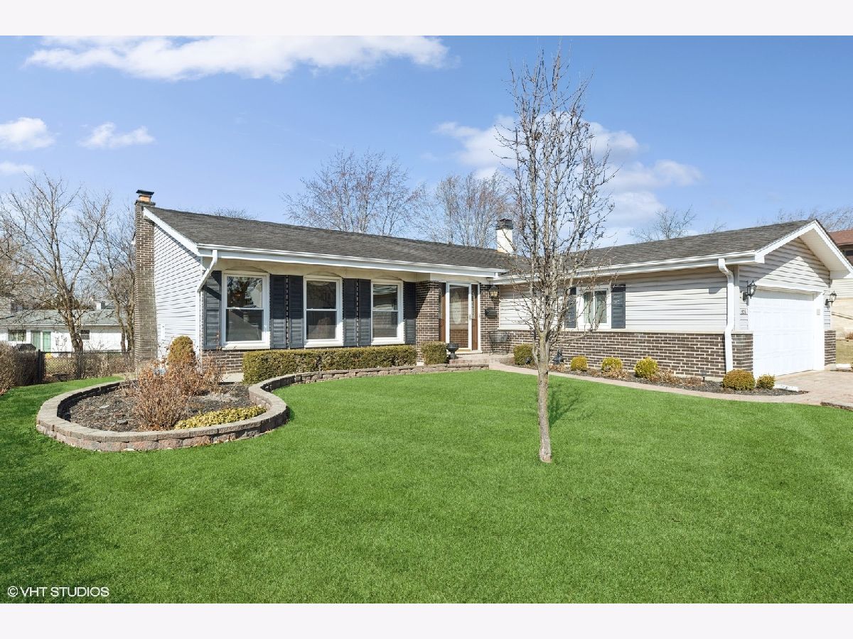Homes & Condos & Townhomes Sold Manor Hill Lombard Illinois, 1526 Elizabeth
