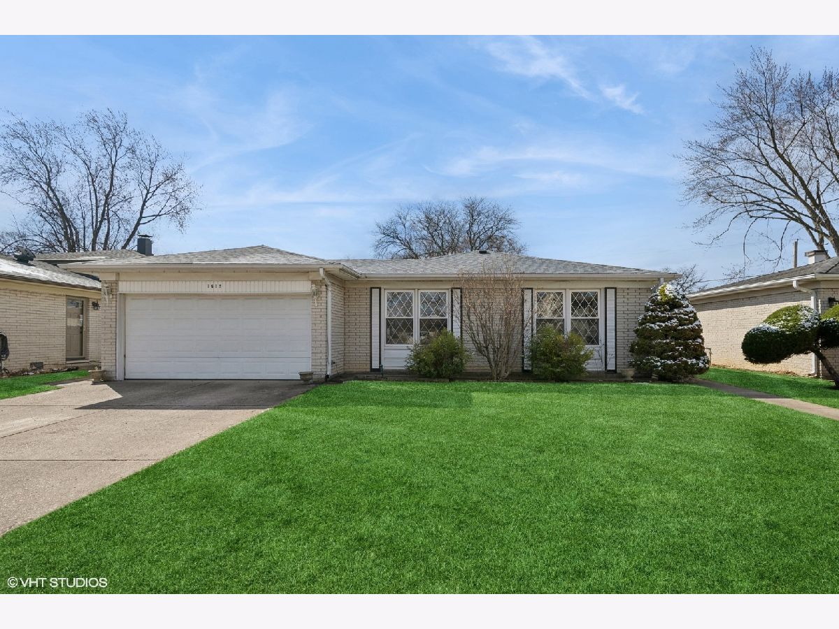 Homes Sold Mount Shire Mount Prospect Illinois, 1715 Pheasant