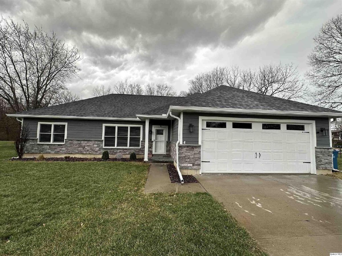  Sold Quincy Illinois, 1020 Westwood Dr