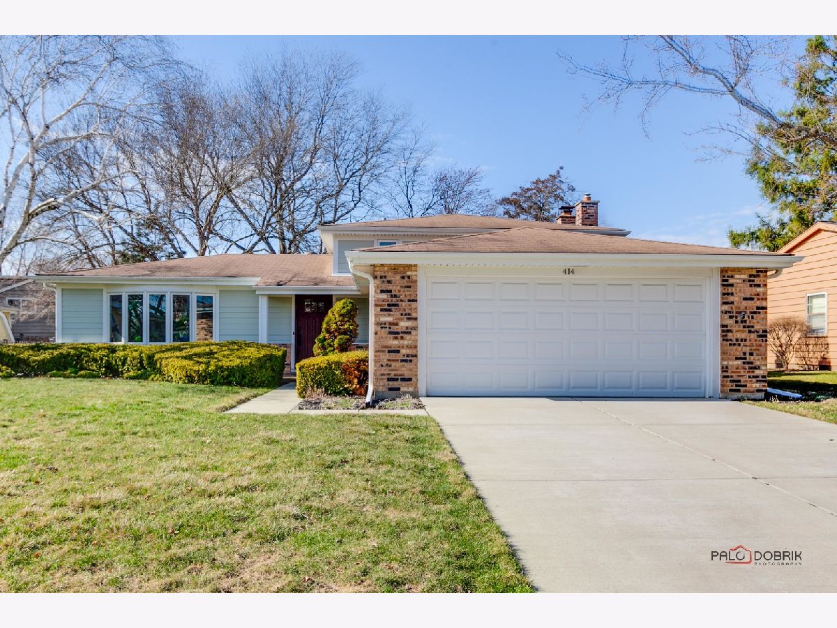 Homes Sold Greentree Libertyville Illinois, 414 Thornapple