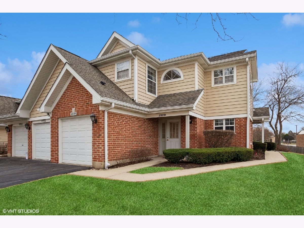 Townhomes & Condos Rented Heatherwood North Schaumburg Illinois, 2999 Heatherwood