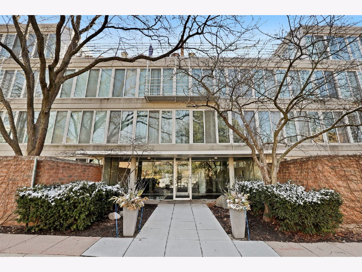 Townhomes & Condos Sold North Pointe Evanston Illinois, 2525 Wellington