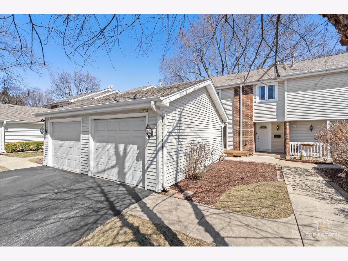 Townhomes & Homes Sold Country Lakes Naperville Illinois, 5S037 Firestone