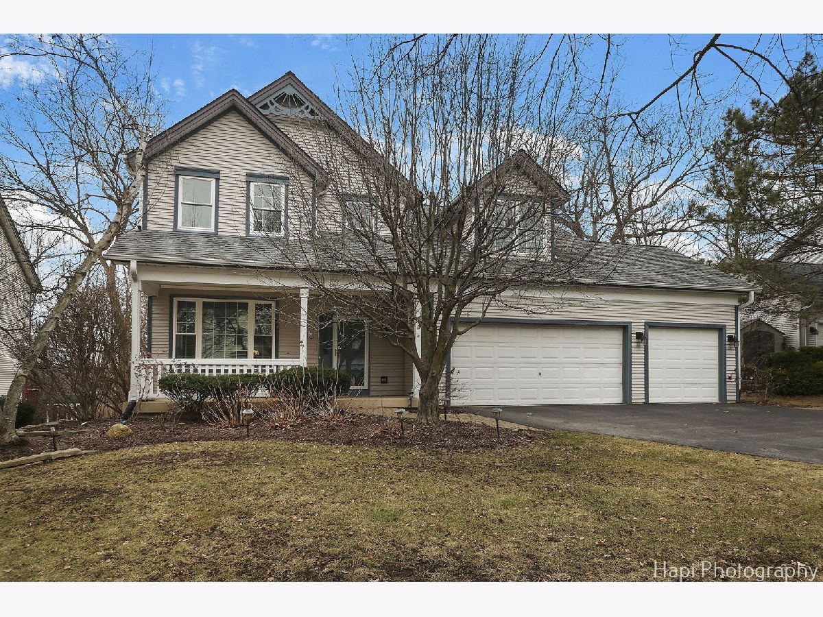 Homes Sold Country Lane Waukegan Illinois, 3292 Victoria