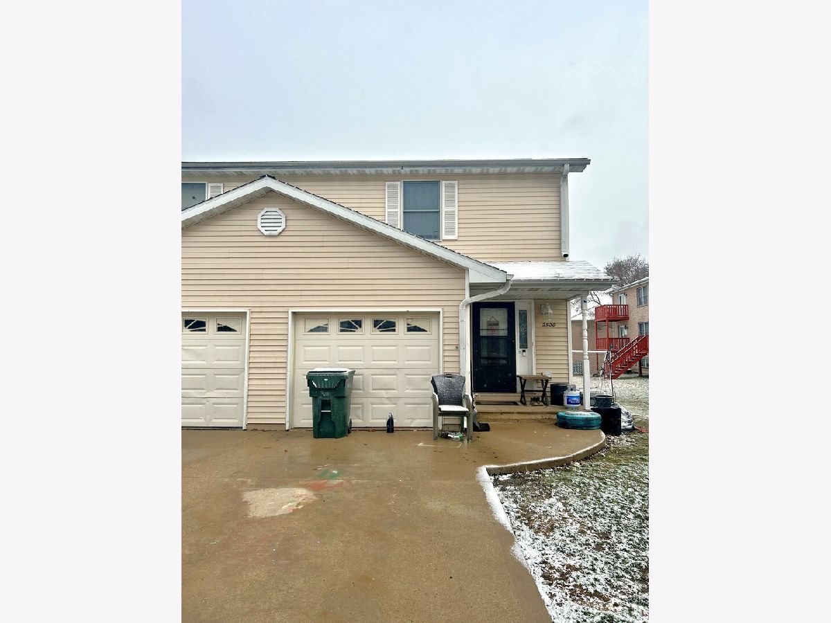  Sold Diamond Illinois, 2520 Clark