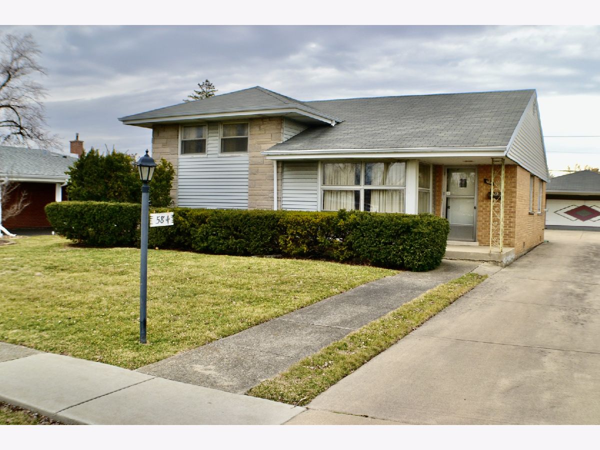 Homes Sold Country Club Highlands Elmhurst Illinois, 15W584 Victory