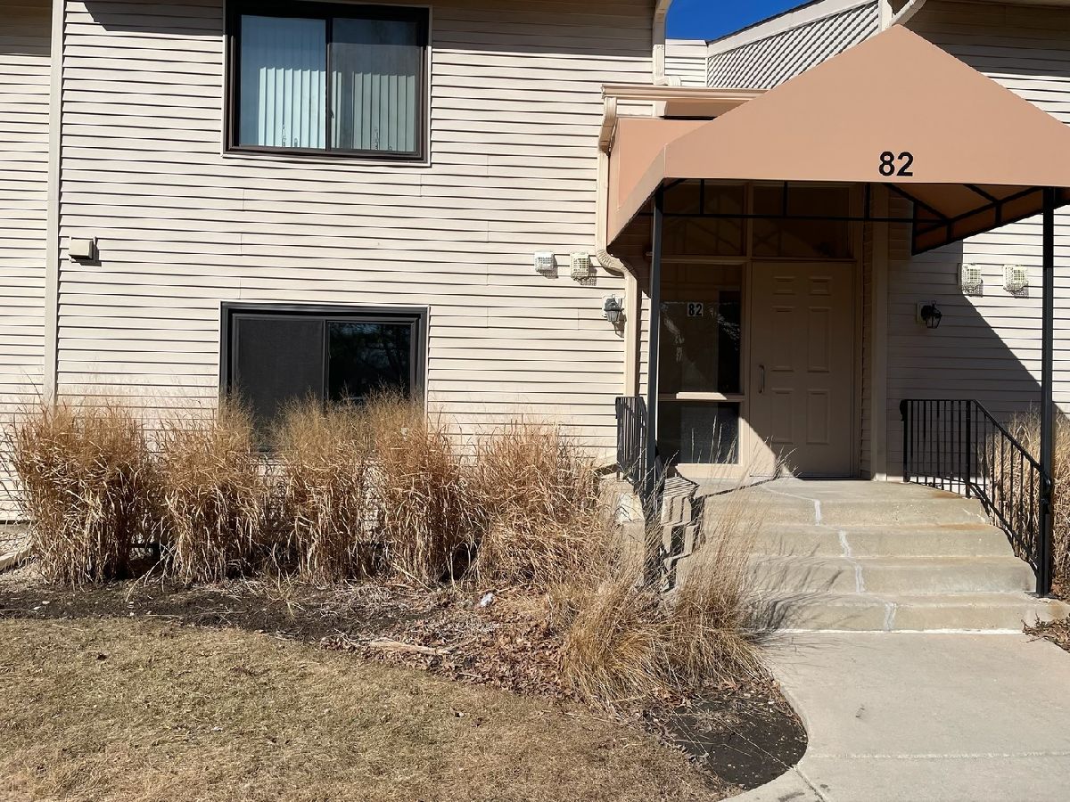 Townhomes & Condos & Homes Sold New Century Town Vernon Hills Illinois, 82 Commonwealth