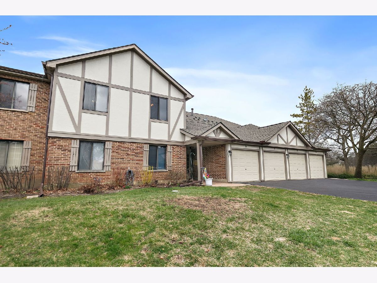 Condominiums Sold Deerpath Manor Palatine Illinois, 2222 Enlund