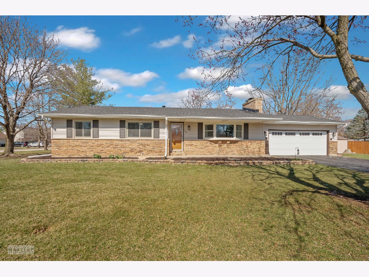 Homes & Condos & Townhomes Sold Countryside Yorkville Illinois, 103 Strawberry