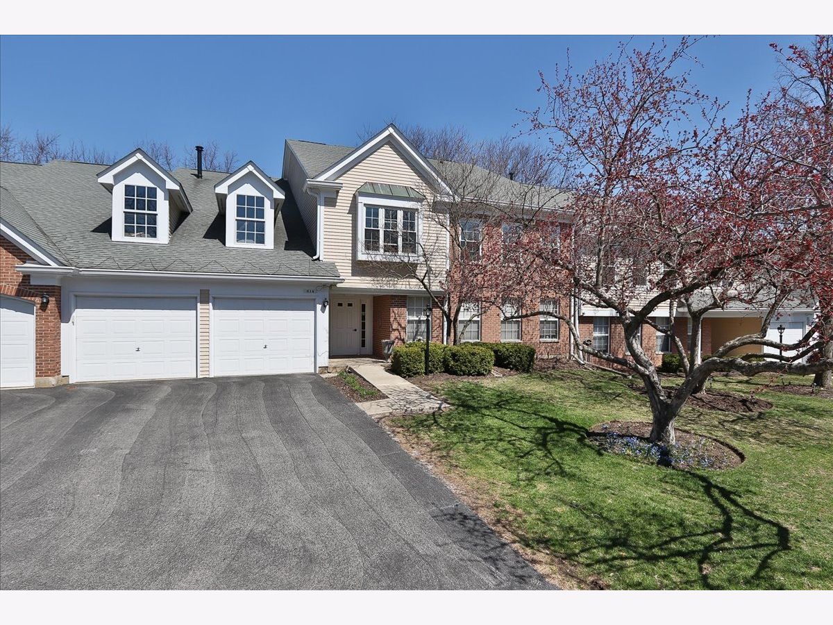 Condominiums Sold Old Orchard Mount Prospect Illinois, 814 Butternut