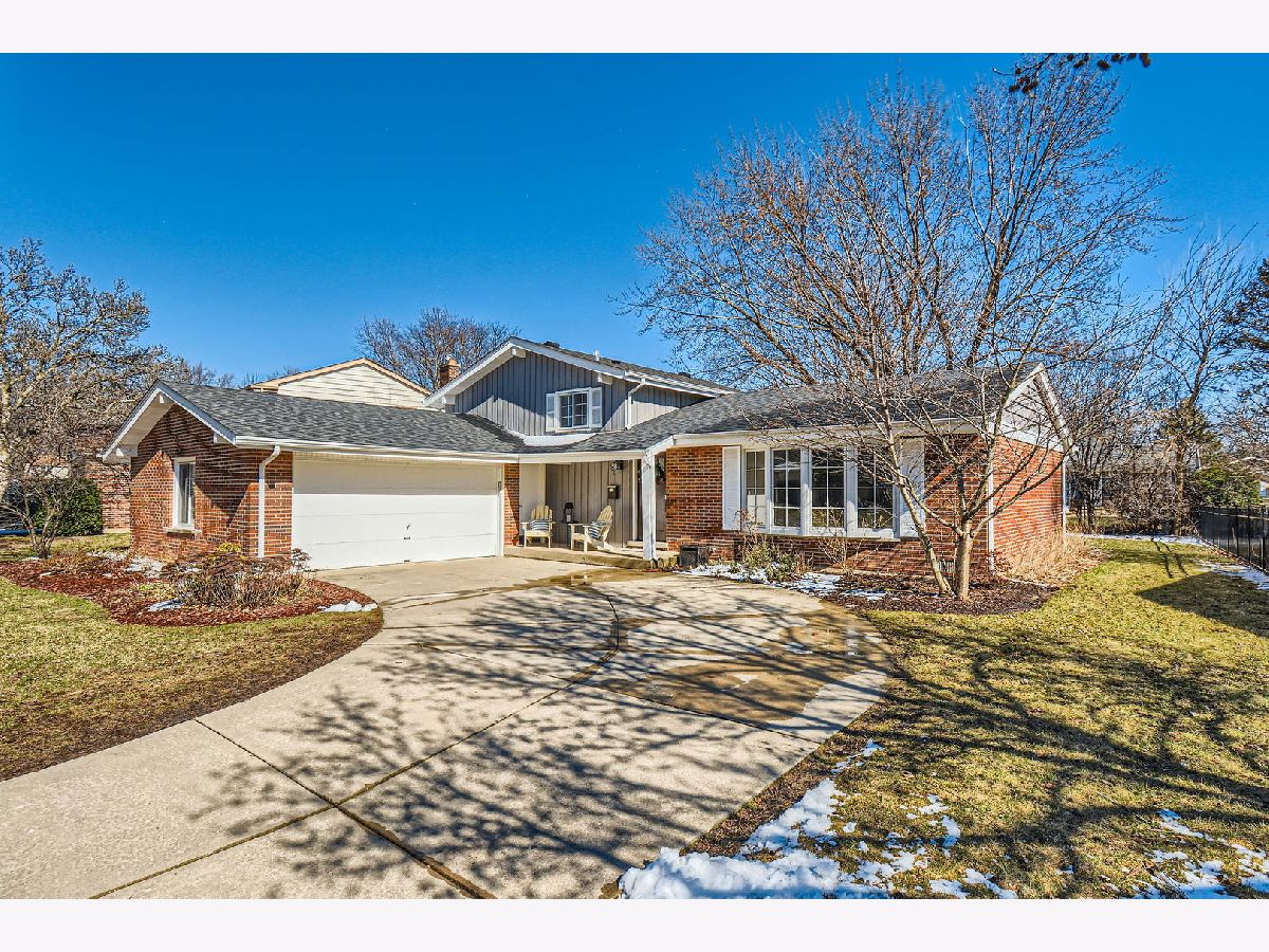 Homes Sold Reseda West Palatine Illinois, 905 Crestview