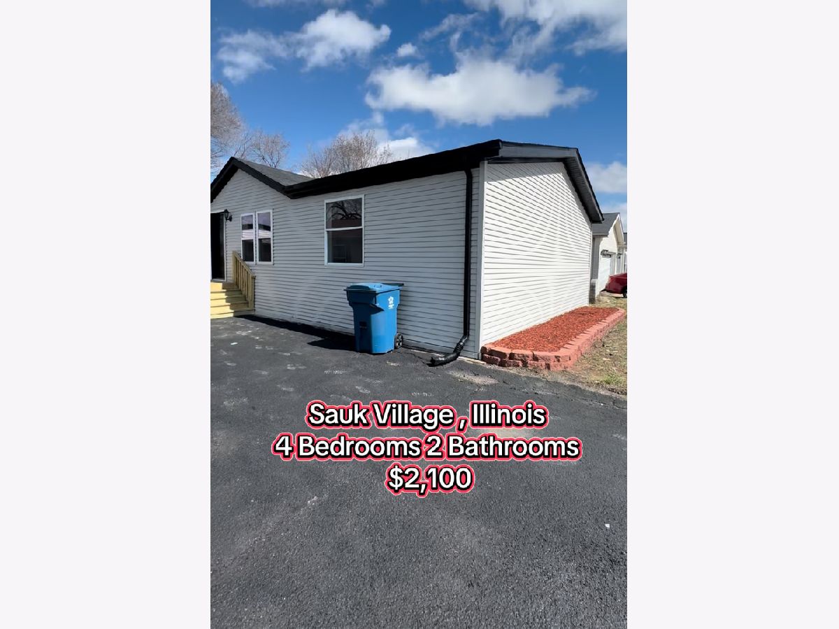  Rented Sauk Village Illinois, 2215 Rush