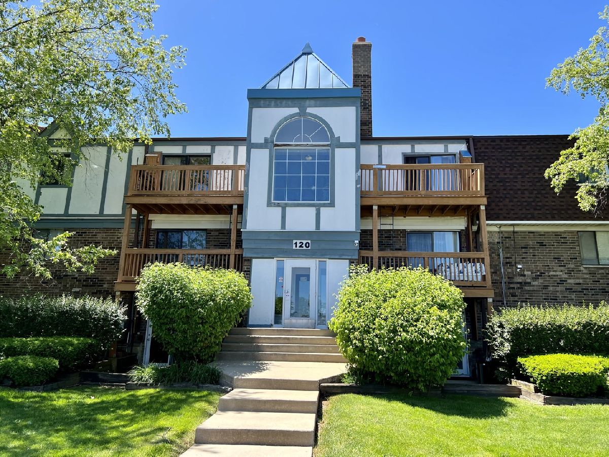 Condominiums Sold La Londe Place Addison Illinois, 120 La Londe