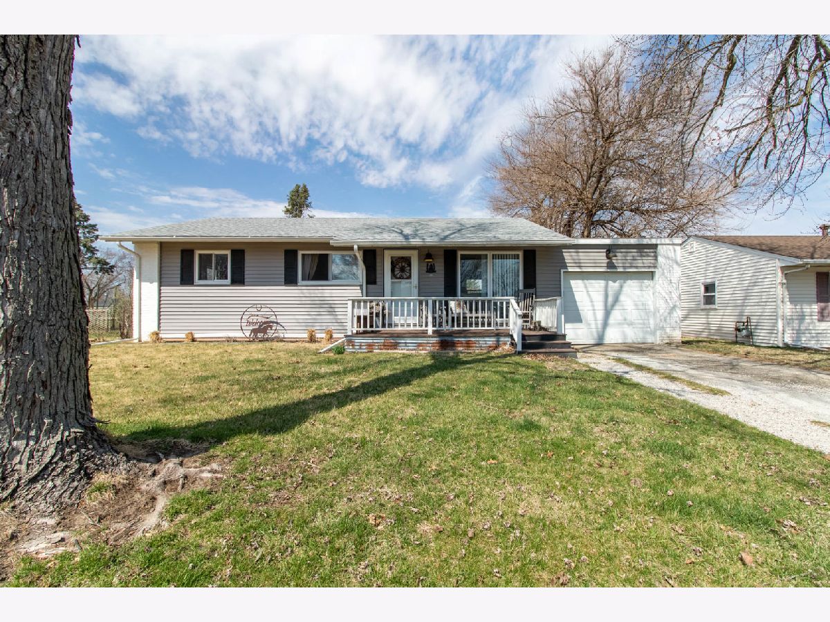  Sold Leroy Illinois, 415 Sunset