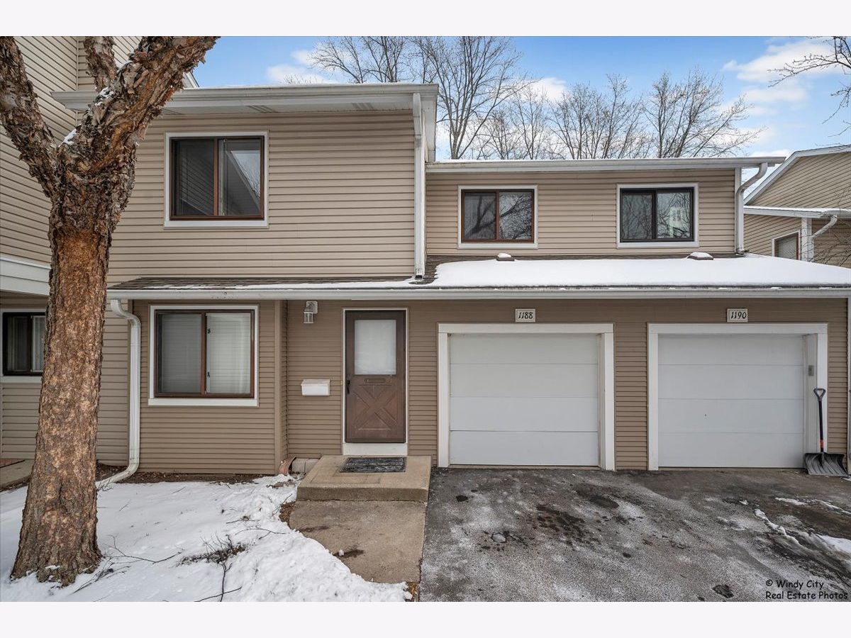 Townhomes & Condos Sold Cunningham Courts Palatine Illinois, 1188 Cunningham