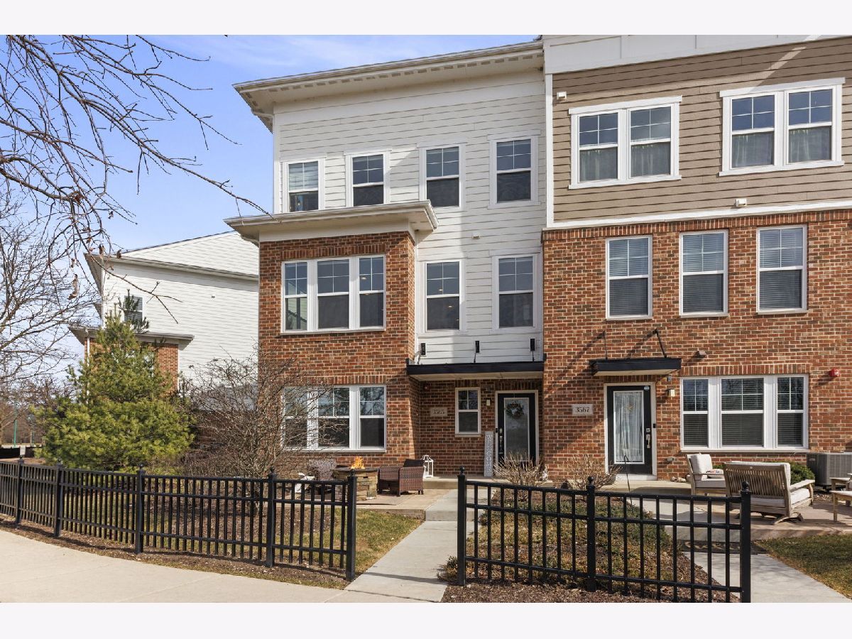 Condos & Townhomes Sold Uptown At Seven Bridges Woodridge Illinois, 3565 Mulligan