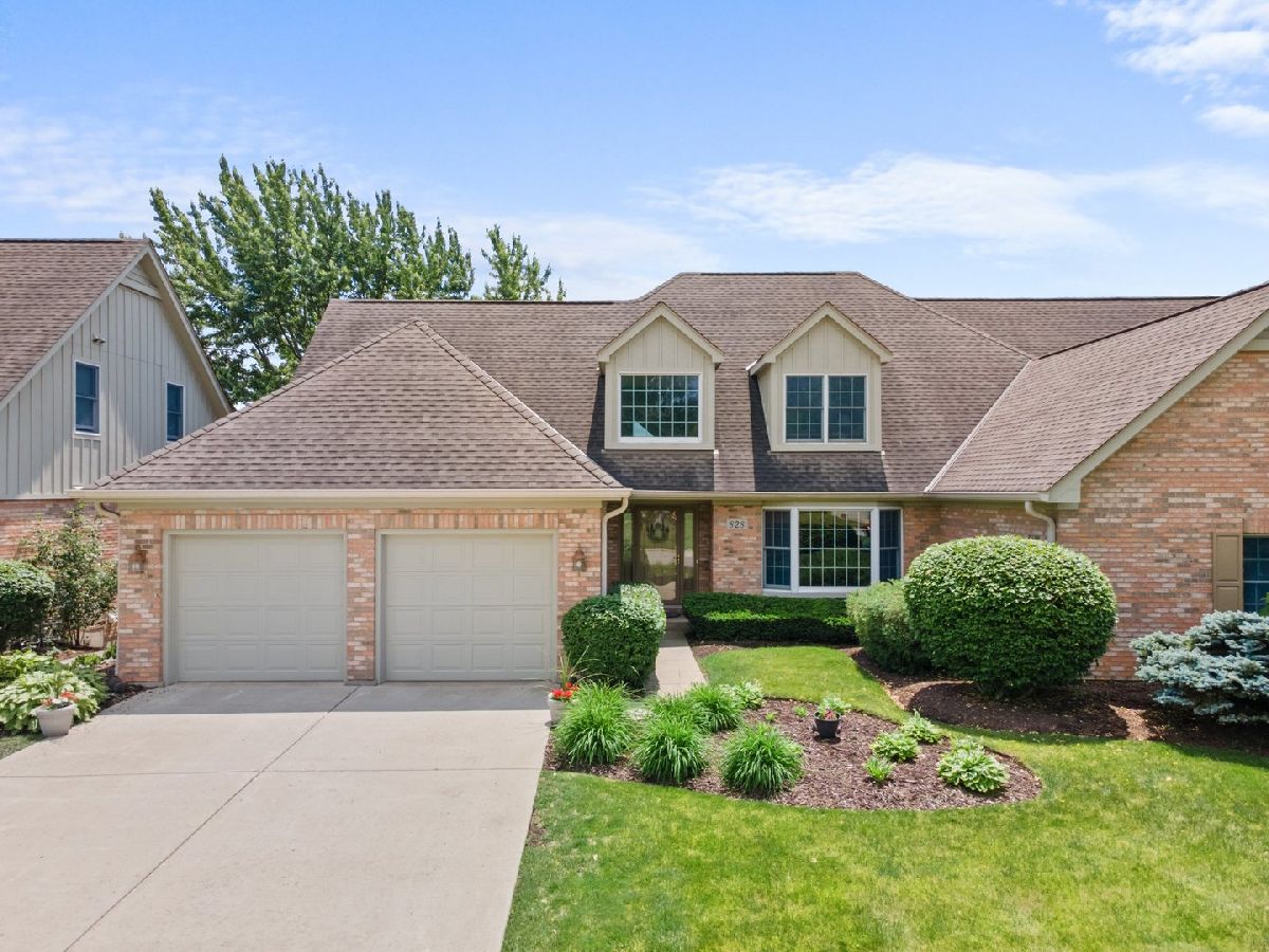  Sold Crystal Lake Illinois, 828 Wedgewood