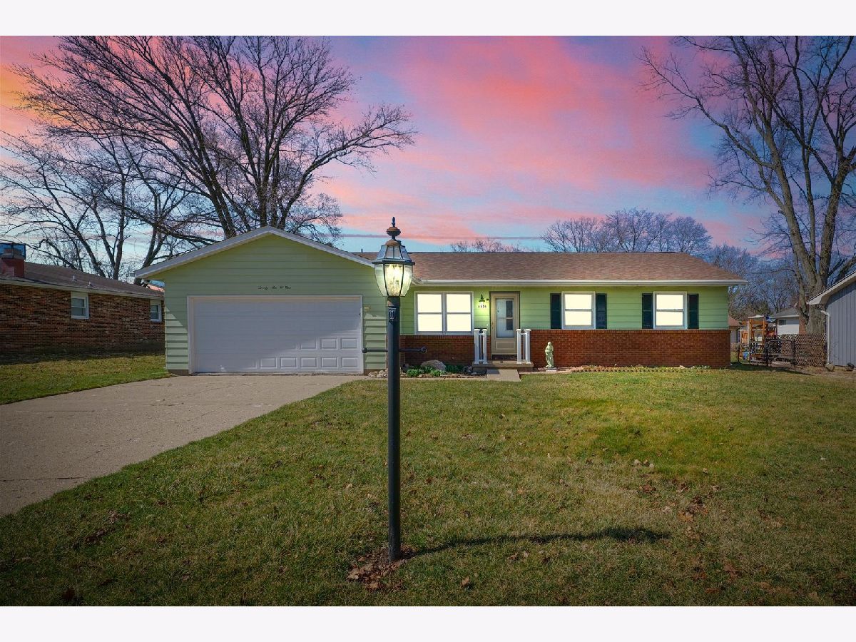 Homes & Condominiums Sold Ennis Ridge Urbana Illinois, 2601 Anderson